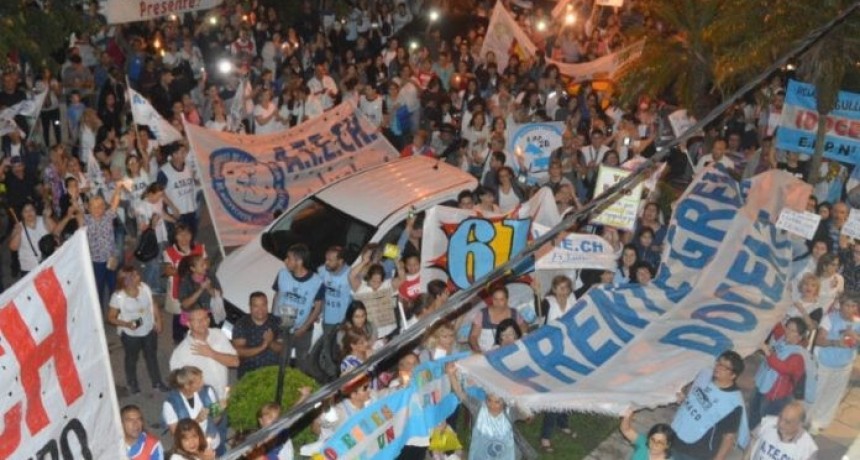 El Frente Gremial Docente convoc&oacute; a movilizarse este mi&eacute;rcoles