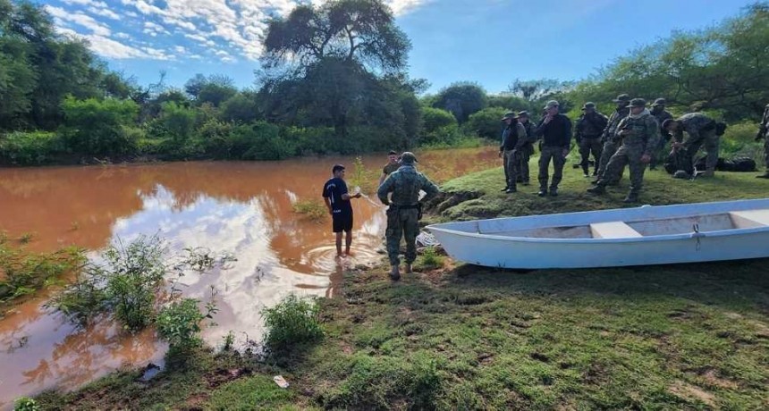 Suman equipamiento y perros a la b&uacute;squeda de Salustiano Gim&eacute;nez