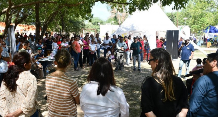 &Ntilde;achec en El Impenetrable: el Gobierno present&oacute; el programa en Misi&oacute;n Nueva Pompeya