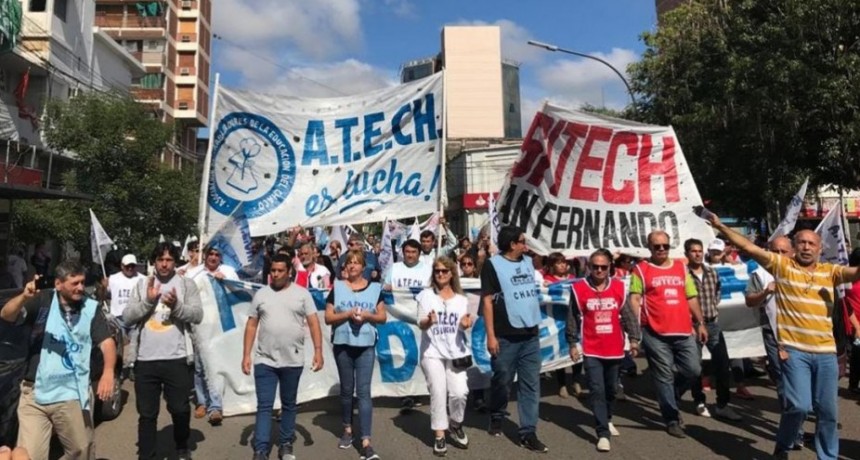 El Frente Gremial exige llamado a la mesa salarial docente