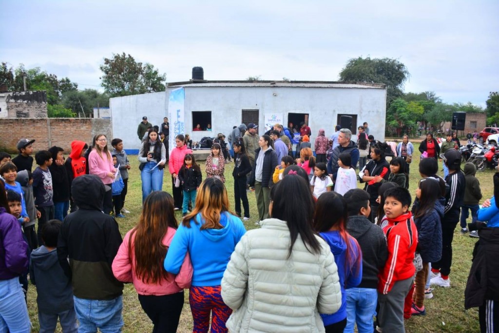Una intensa jornada de trabajo  se llevó adelante en el barrio Curishi