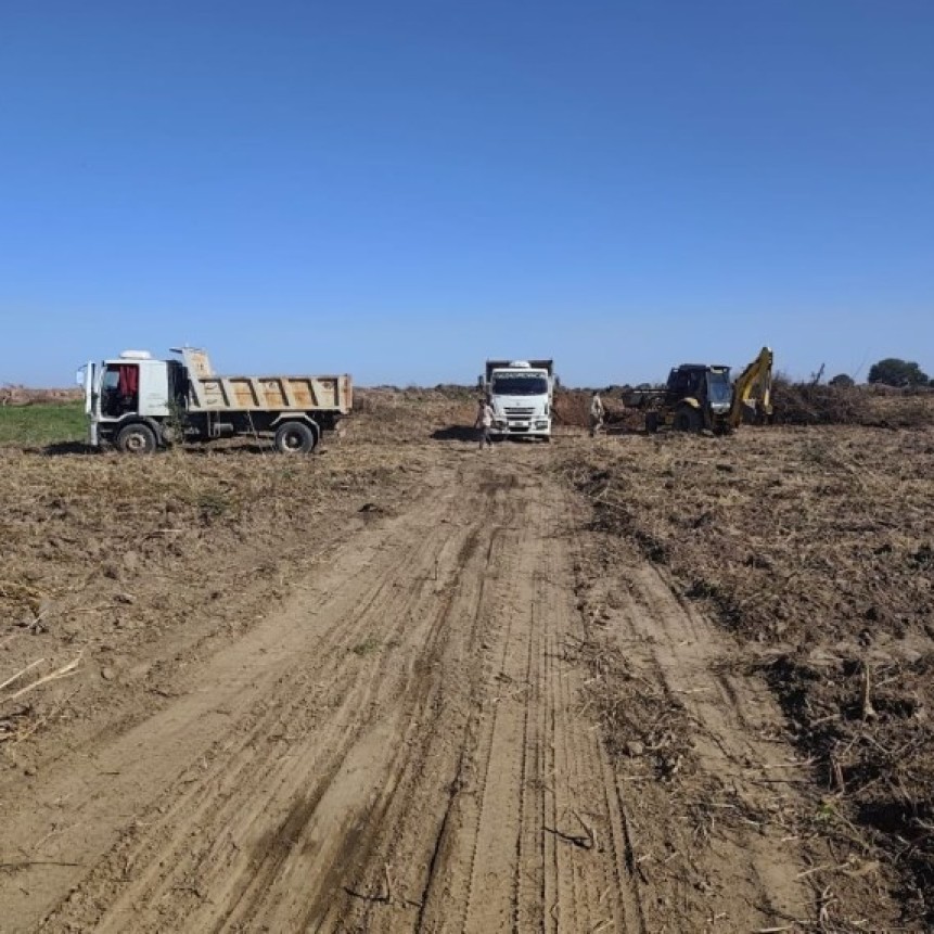 Recuperan el acceso a las lagunas de tratamiento cloacales en Castelli
