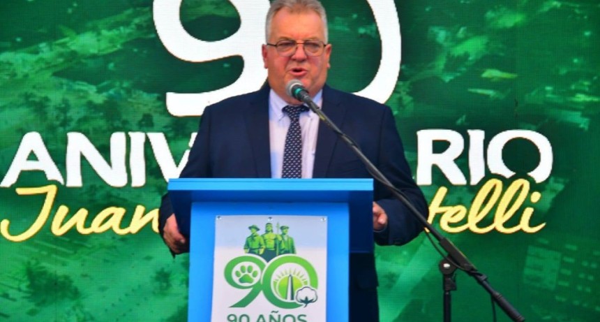 CASTELLI CELEBR&Oacute; SUS 90 A&Ntilde;OS A LO GRANDE