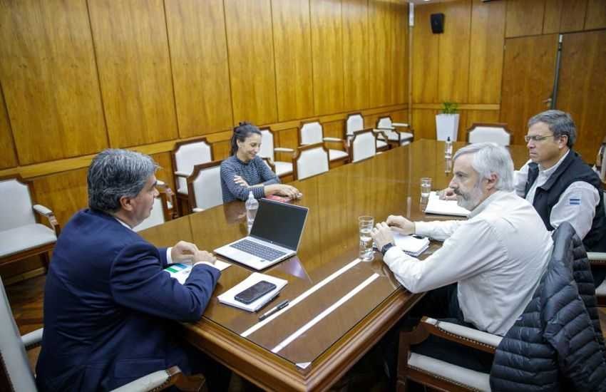 El Gobierno y la firma Gensus definieron convenio para proveer semillas a pequeños productores