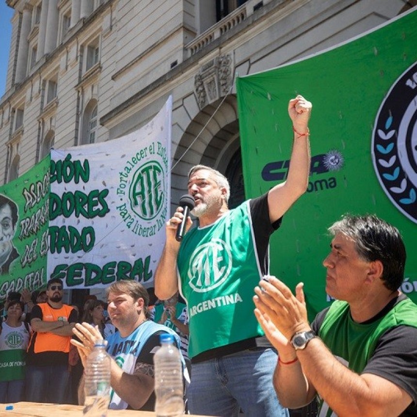 Nuevo aumento para estatales: 6,6% m&aacute;s un bono por &uacute;nica vez con el aval de UPCN y el rechazo de ATE