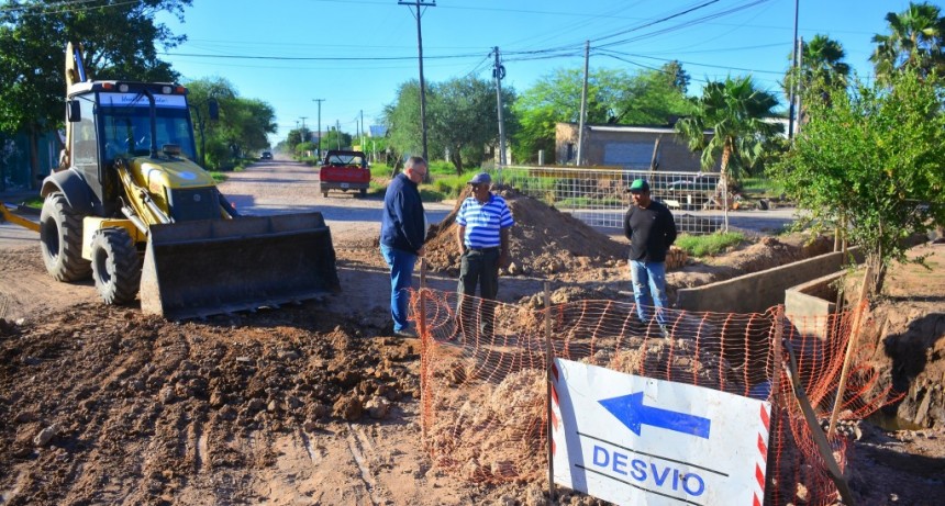 El intendente Pío Sander recorrió obras de desagüe en ejecución